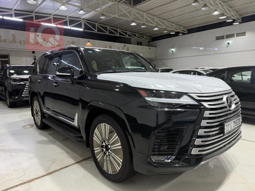 Lexus LX